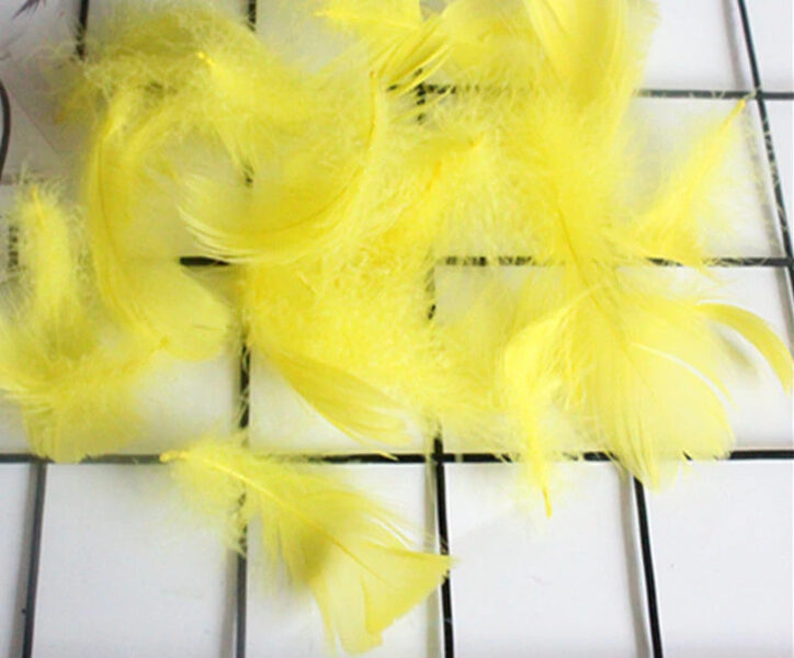 Набор перьев для декора, 5-8 cm, желтые, 50 шт
