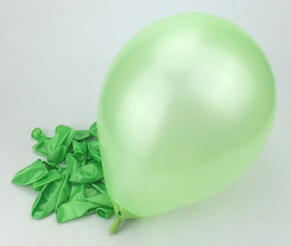 Balons - gaiši zaļš - 25 cm